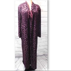 Hamilton Lingerie Velour Gown/Robe